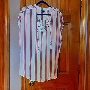 Torrid white and red sriped shirt with criss criss front detail size 0 pre-owned